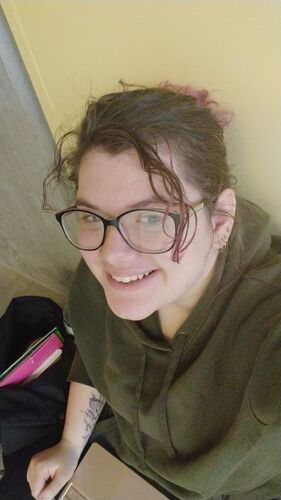 Abigale C - Everett Community College  Babysitter