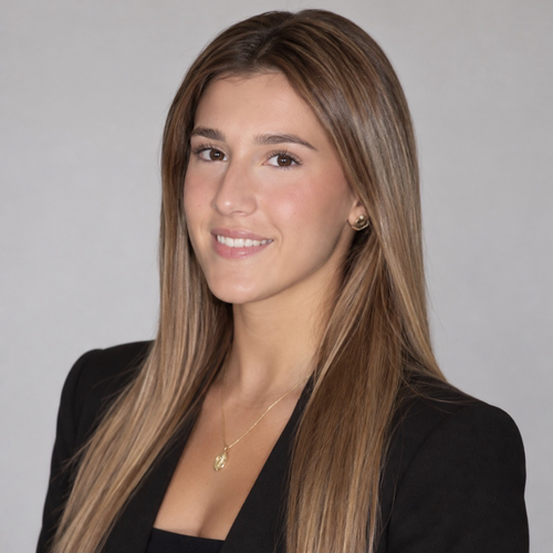 Gianna H - St. Thomas Babysitter