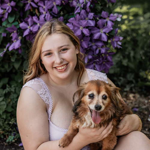 Violet W - Hamline Babysitter