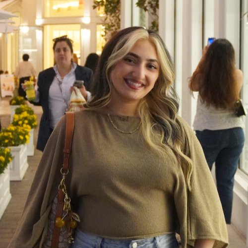 Aminah A – UNC Greensboro Student Seeking Nanny Jobs