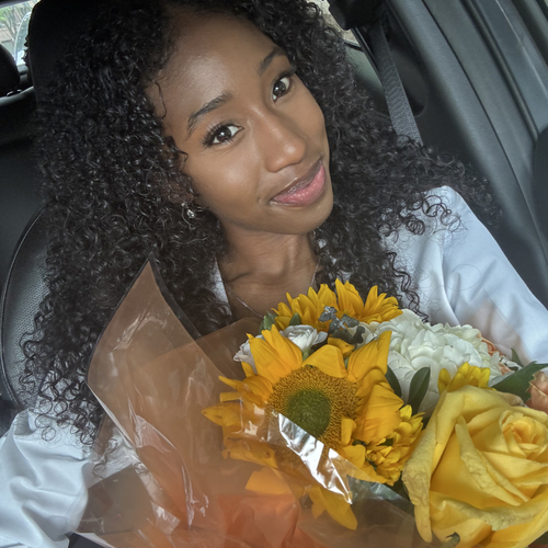 Aniyah M - DePaul Babysitter