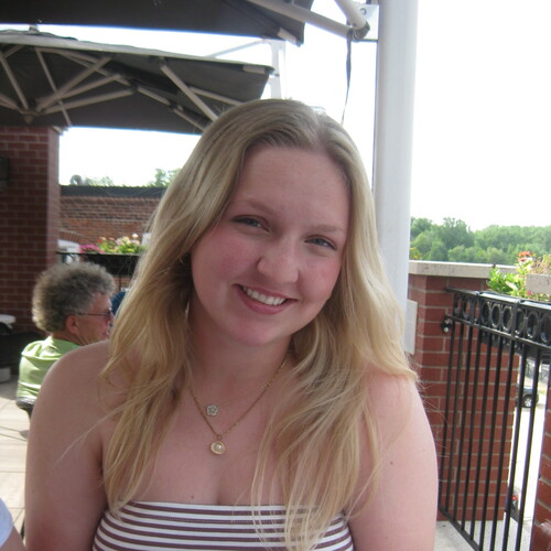 Lucy W - University of Iowa Babysitter
