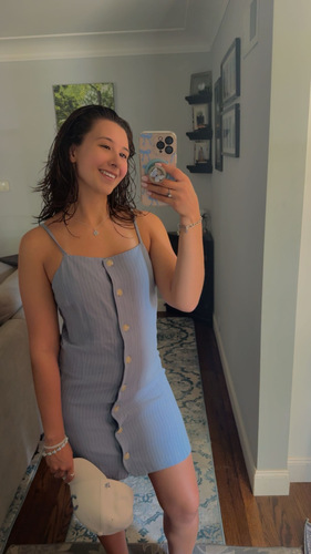 Lizvett H - NEIU Babysitter