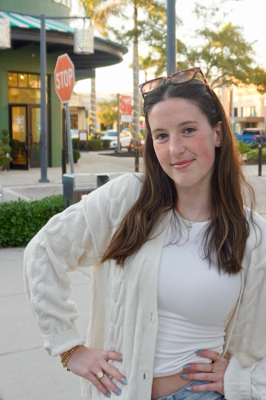 Kathryn R – Belmont Student Seeking Babysitting Jobs