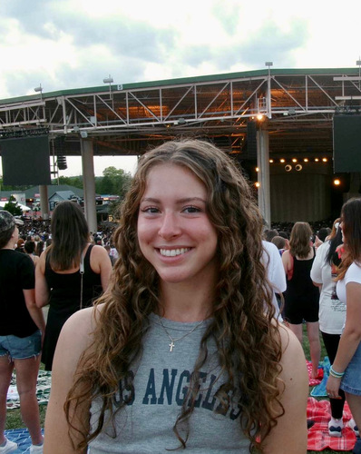 Clare A - Baldwin-Wallace Babysitter