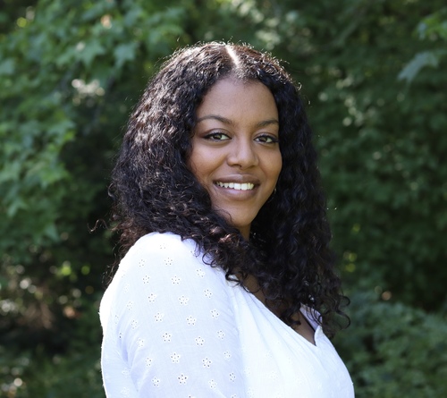 Angel M - NYU Babysitter