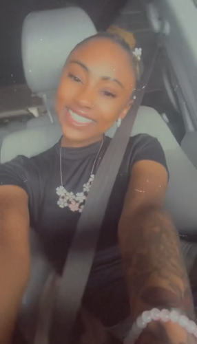 Adrianna D - chattanoogastate Babysitter