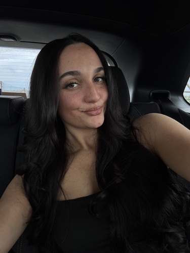 Chloe J - North Shore Community College  Babysitter