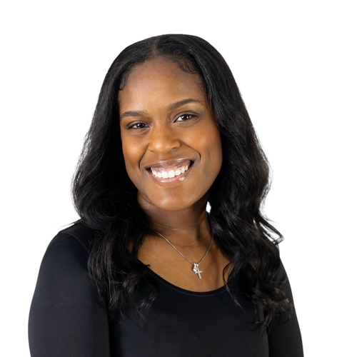 Jaquoia F - Camden County College  Babysitter