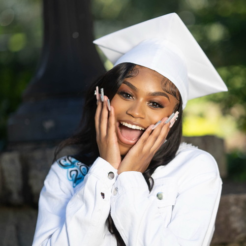 Alonna M - MSU Babysitter