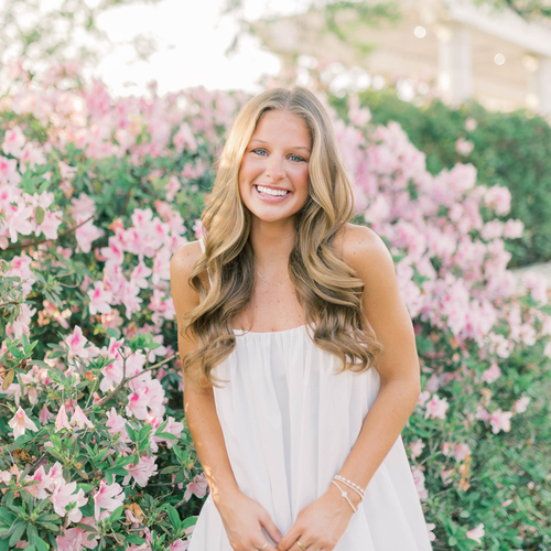 Halle R - South Alabama Babysitter