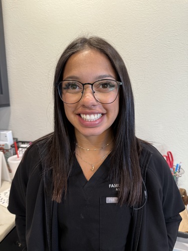 Makayla C - NEO  Babysitter