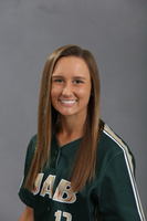 Lilly C – UAB Student Seeking Babysitting Jobs