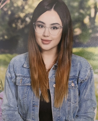 Viviana H - Long Beach City College  Babysitter