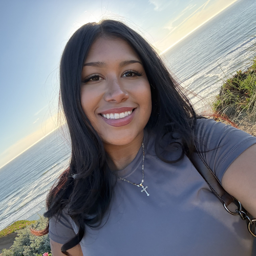 Olga L - SFSU  Babysitter