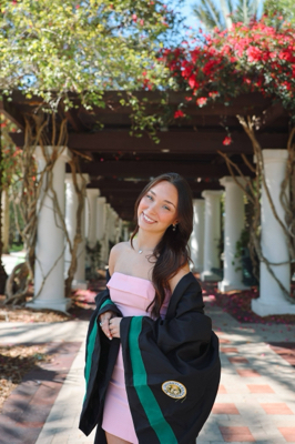 Lily S – USF Student Seeking Babysitting Jobs