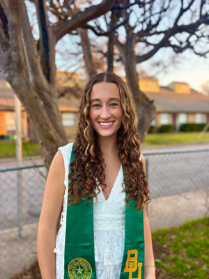 Elliana S - Baylor Babysitter