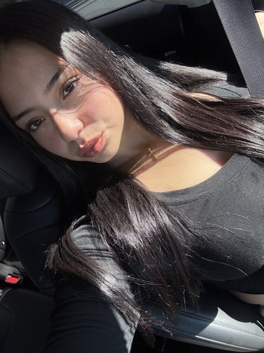 Arianna V - Southwestern College Babysitter