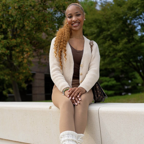 Sasha W - WMU Babysitter