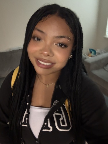 Alyssa W - Cal State East Bay Babysitter