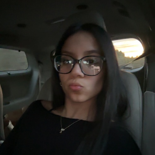 Evelin R - Butte College Babysitter