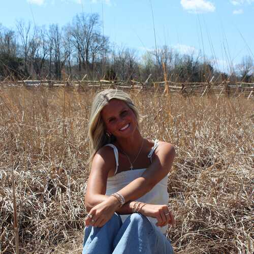 Lexi B – MTSU Student Seeking Babysitting Jobs
