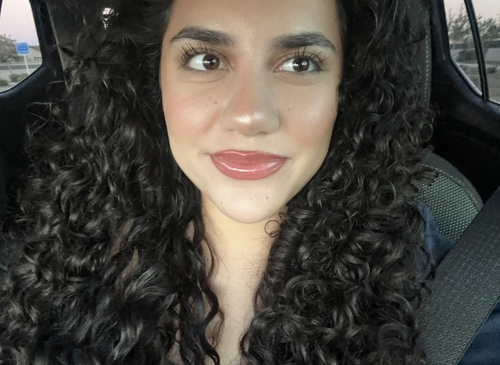 Dayanara E - South Mountain Community College Babysitter
