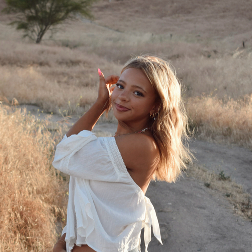 Brooklyn S - BYU Idaho Babysitter