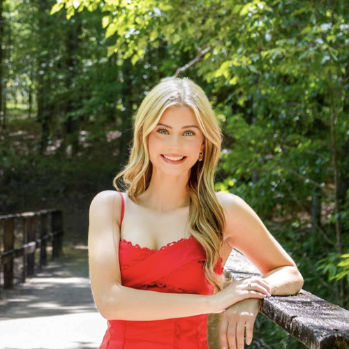 Maddi L - University of Alabama Babysitter