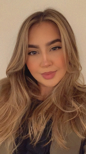 Olivia L - Centenary Babysitter