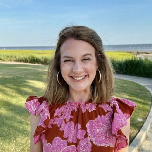 Abigail D - Auburn Babysitter