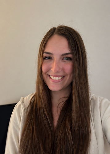 Danielle E - Community College of Beaver County Babysitter