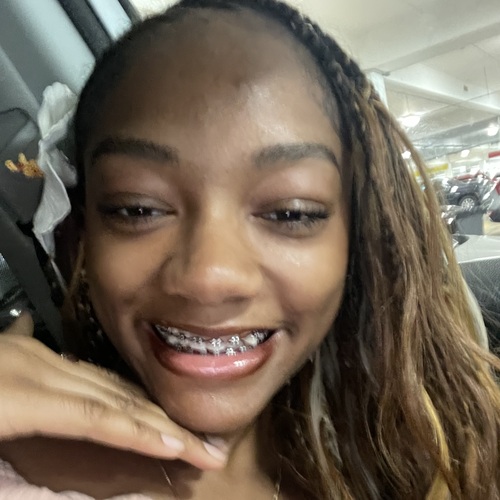 Kariel W - Wayne State Babysitter