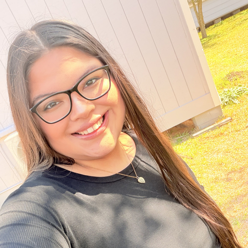 Brissa G - San Jac College Babysitter