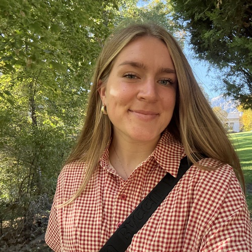 Caroline H – BYU Student Seeking Babysitting Jobs