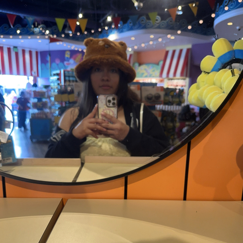 Karen N - Glendale Community College (CA) Babysitter