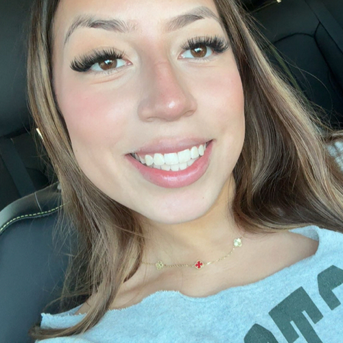 Yzabella G - Undefined Babysitter