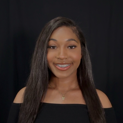 Shainah W - Mississippi State Babysitter