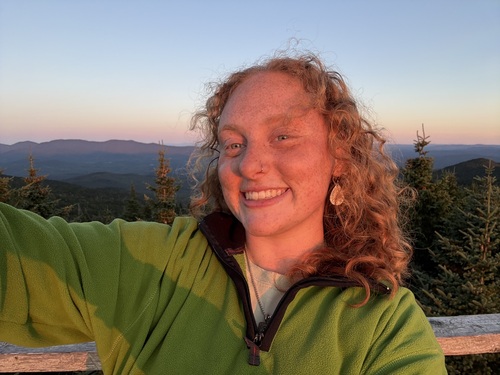 Emma S - UVM Babysitter