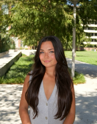 Ella G - Tulane University Babysitter