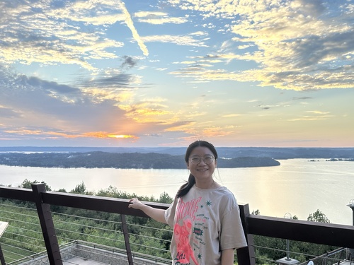 Huong T - UAB Babysitter