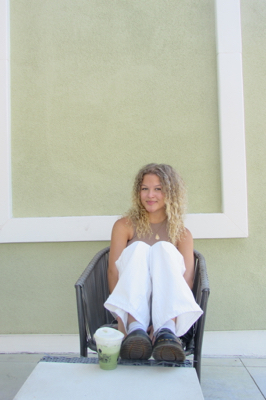 Kina H - SOU Babysitter