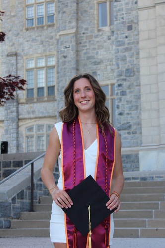 Alyssa S - VA Tech Babysitter