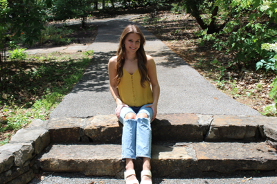 Emilie H - UAB Babysitter