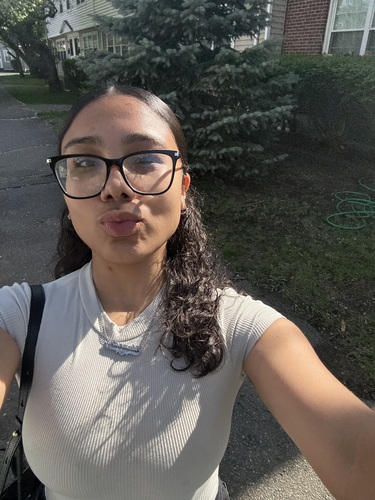 Alexandra B - UMass Boston Babysitter