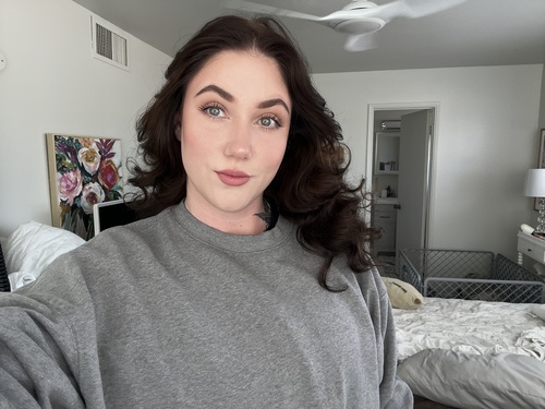 Julia D - MiraCosta Babysitter