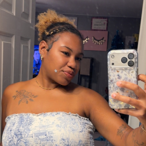 Jaila M - Undefined Babysitter