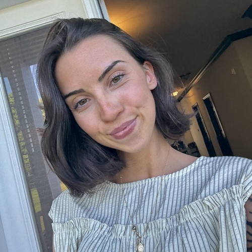 Adeline F - Undefined Babysitter