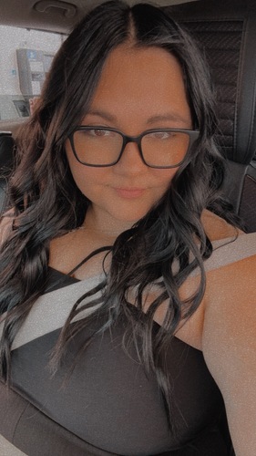 Kryslyn K - Olney Central College  Babysitter