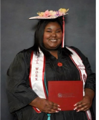 Ellion S - Illinois State Babysitter